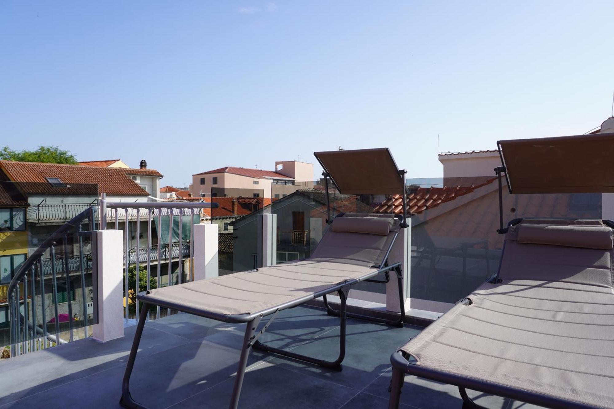 Fjaka Apartments & Rooms 希贝尼克 外观 照片