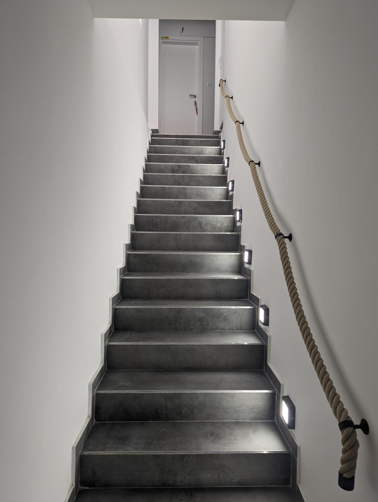Fjaka Apartments & Rooms 希贝尼克 外观 照片